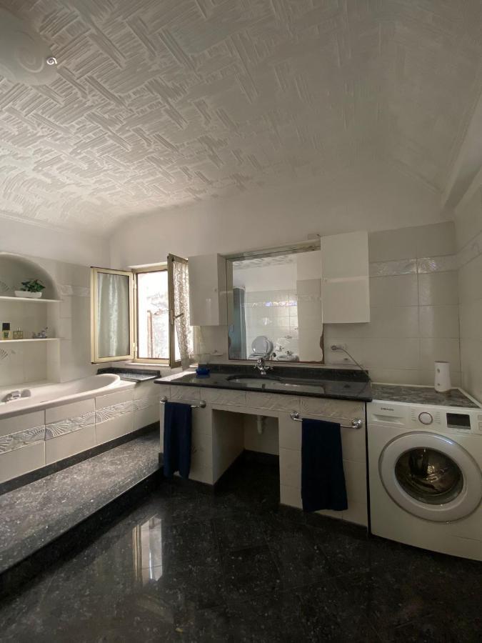 La Palma Di Rafe Apartment Генуа Екстериор снимка
